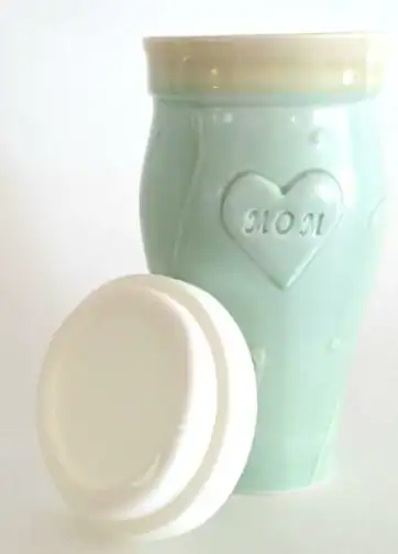 "Mom" Ceramic Large Travel Mug - Light Green