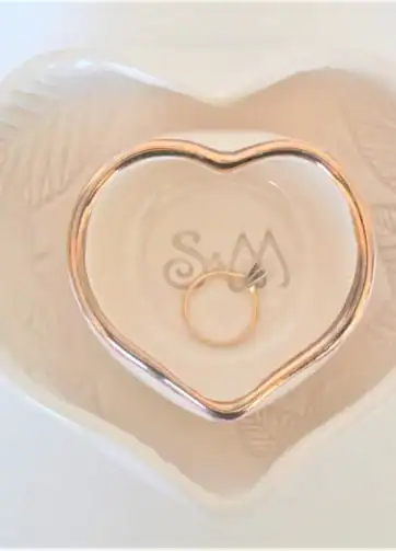 White and Gold Personalized Nesting Heart Ring Dish Set - Plain w/ Gold